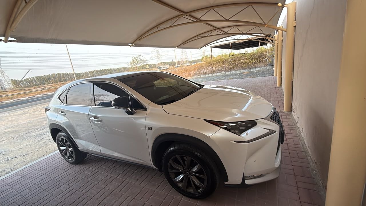 لکسوس nx350
